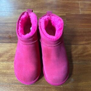 Hot Pink Uggs. Size 7. Nordstrom.